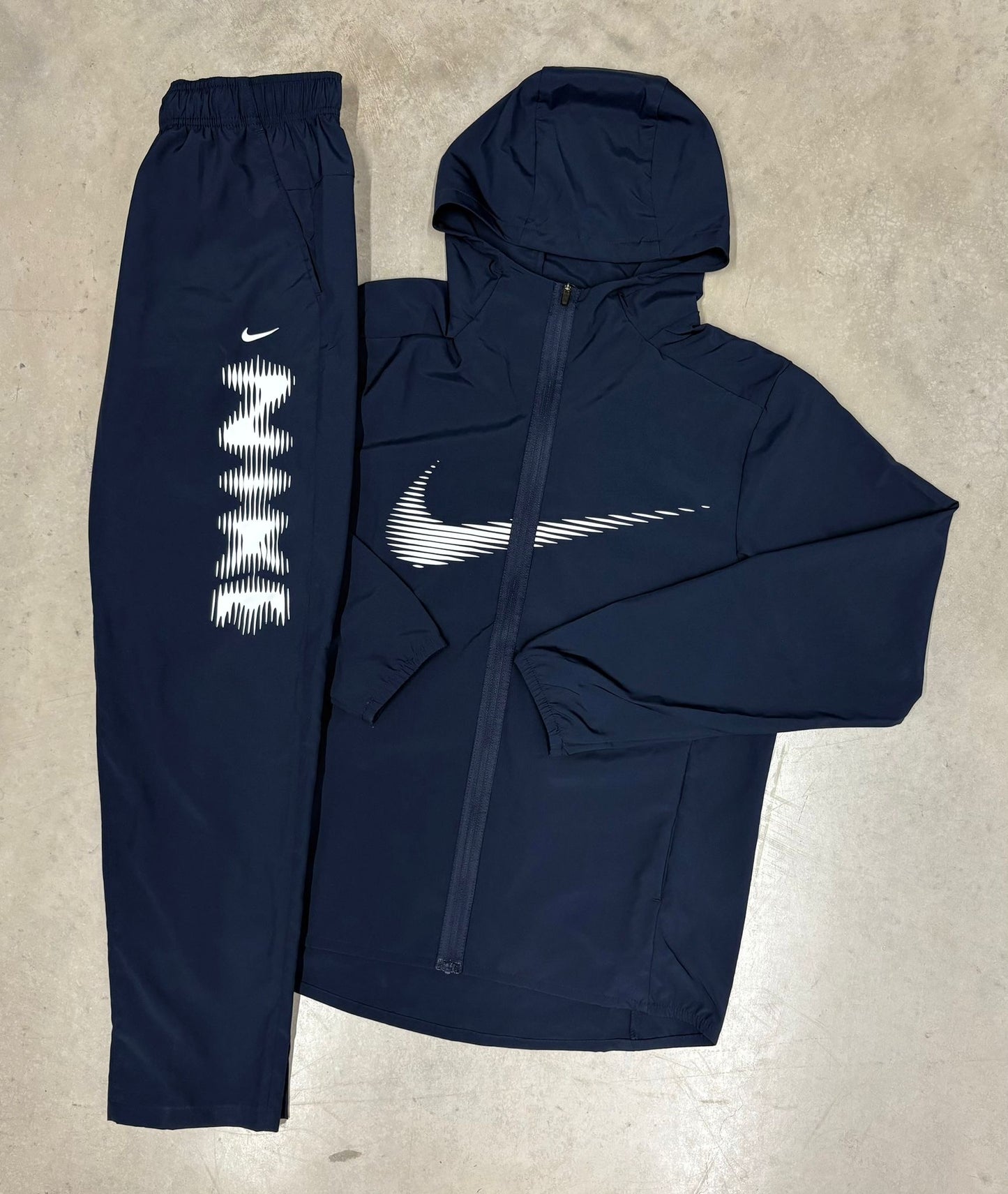 Nike Form GFX Navy Tracksuit